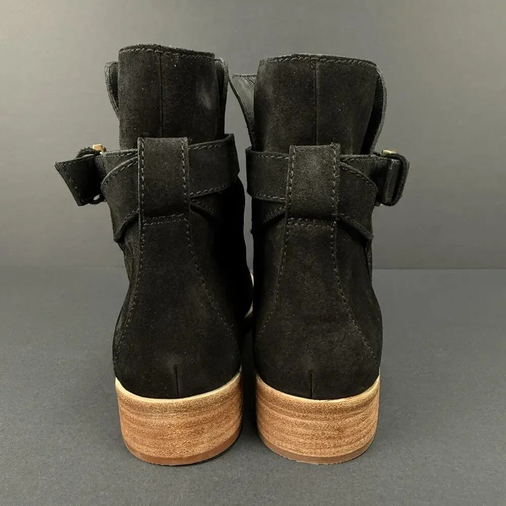 Tory Burch Brooke suede ankle booties with a low stacked heel 7 size New No Box